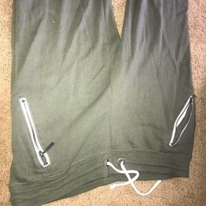 Green sweatpants with white detailing Aeropostale